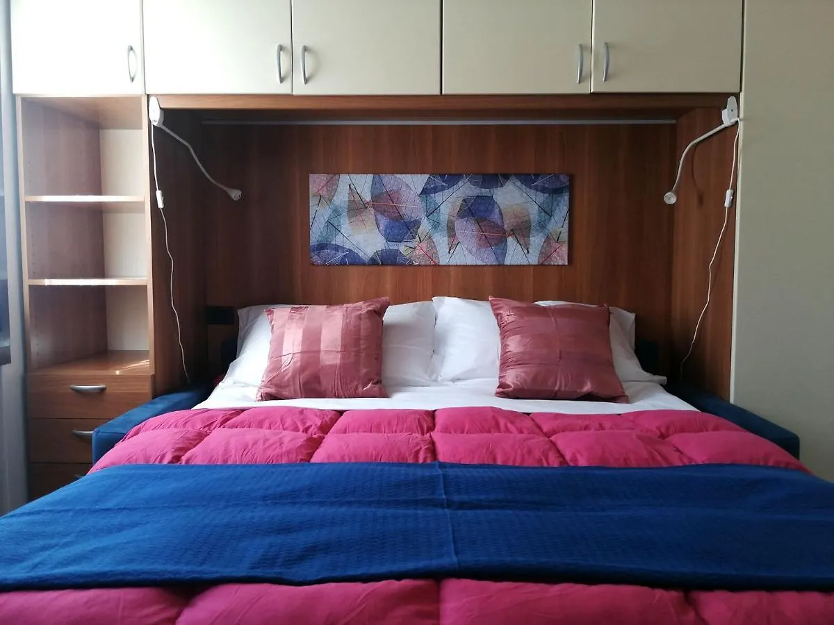 Olimpo Apartament contacts