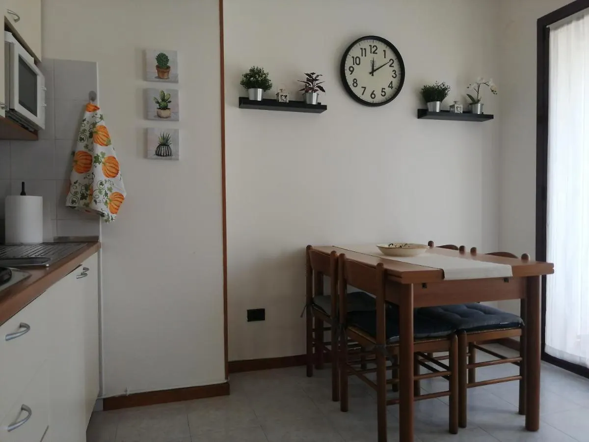 Apartment Olimpo Apartament Como Italy